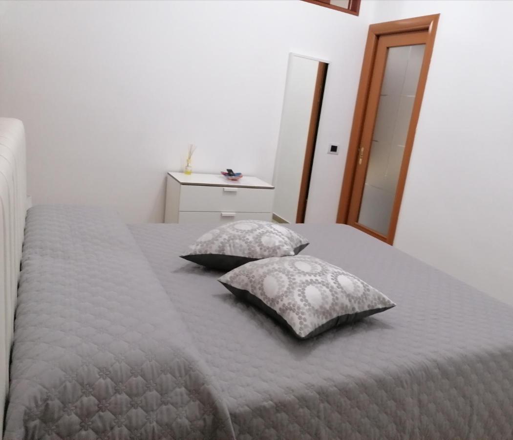 Home Sweet Home Rooms Bari Extérieur photo