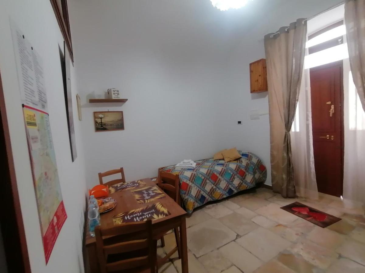 Home Sweet Home Rooms Bari Extérieur photo