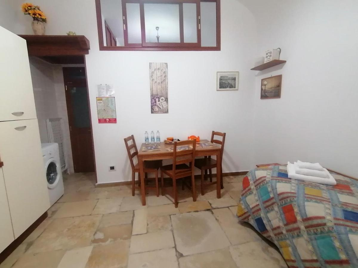 Home Sweet Home Rooms Bari Extérieur photo